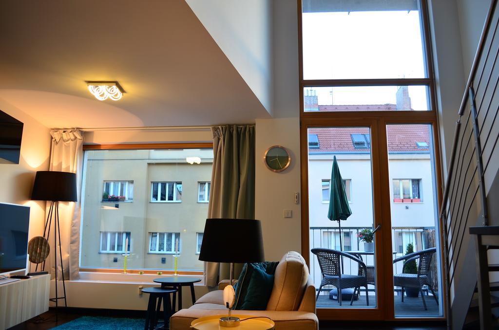 Apartments Palmovka Praha Bagian luar foto